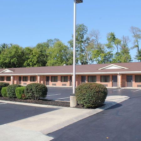 Best Western Shelbyville Inn And Suites Celebration Inn Exterior photo