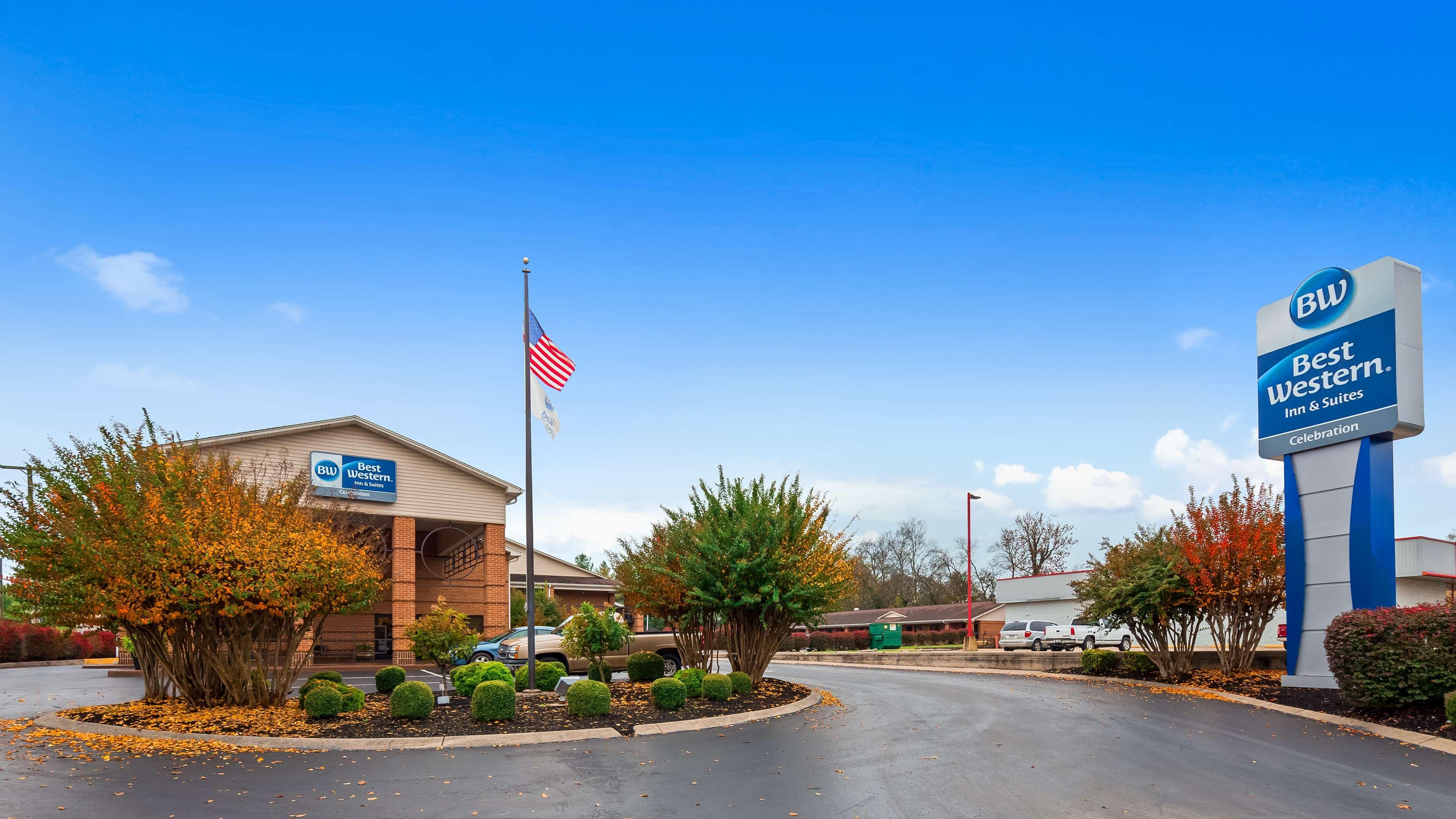 Best Western Shelbyville Inn And Suites Celebration Inn Exterior photo